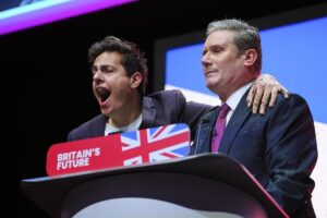 El lder laborista britnico promete "una dcada de renovacin nacional"