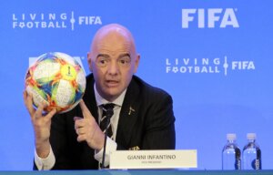El presidente de la FIFA anuncia que el Mundial 2034 se jugar enArabiaSaud