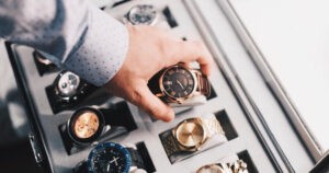 El reloj de Emporio Armani tirado de precio en Miravia para lucir con elegancia