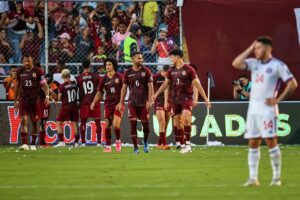 Eliminatorias del Mundial de 2026: Fernando Batista celebra el triunfo de Venezuela ante Chile tras el "desgaste importante" en Brasil - AlbertoNews