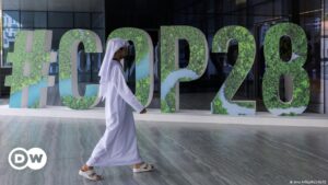 Europa defenderá en COP28 suprimir combustibles fósiles – DW – 17/10/2023