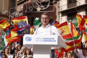 Feijóo acusa a Sánchez de mentir con la amnistía que se hace contra España