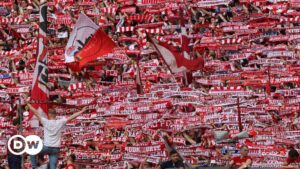 Hinchas del Bayern y del Galatasaray riñen en Estambul – DW – 24/10/2023