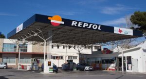 'La Cartera' eleva el precio de compra en Repsol hasta los 14 euros