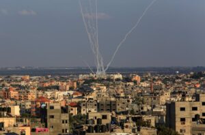 La Franja de Gaza sufre un apagón generalizado ante la falta de combustible en la central eléctrica