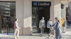 La banca española saca a la europea la mayor distancia del año: 7 puntos