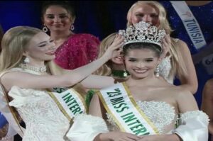La novena victoria de Venezuela en el Miss international: Andrea Rubio triunfa