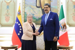 Maduro se reunió con canciller de México para “avanzar en cooperación”
