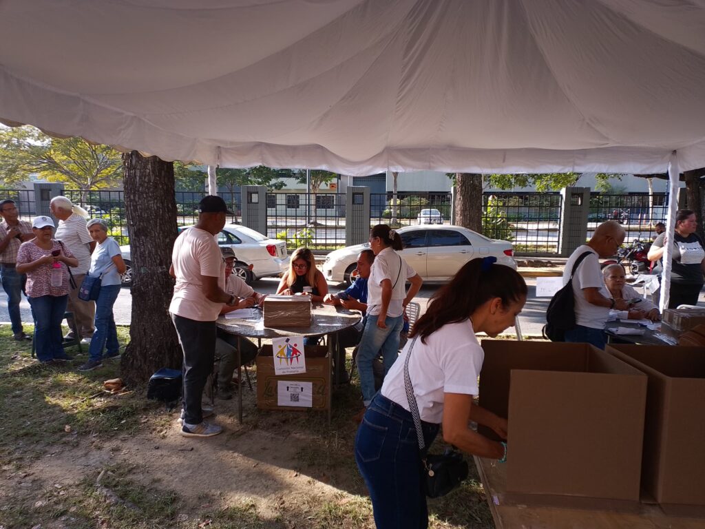 Masiva participación durante primerias en zonas oficialistas en Carabobo