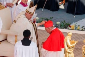 Monseñor Diego Padrón es consagrado como el séptimo cardenal venezolano