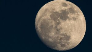 Muestras de la misión Apolo revelan que la Luna es más antigua de lo que se cree