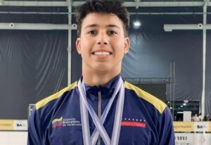 Nadador Manuel Díaz deja el nombre de Venezuela en alto en Campeonato Sudamericano Juvenil de Deportes Acuáticos 2023