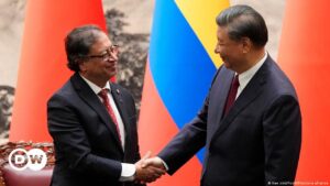Petro y Xi elevan sus relaciones a "asociación estratégica" – DW – 25/10/2023