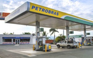 Petrobras evalúa cómo Chevron volvió a Venezuela para sopesar un eventual regreso