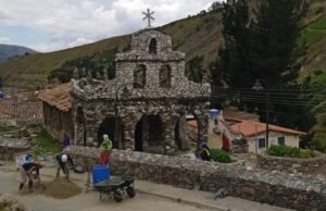 Restauran Capilla de Piedra en el páramo de Mérida