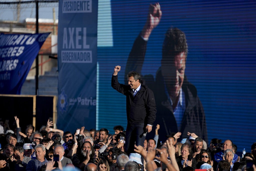 Sin Cristina Kirchner ni Alberto Fernndez, el peronismo celebra su da emblemtico con el temor de quedar fuera del balotaje