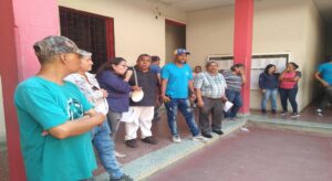 Trabajadores públicos de Anzoátegui inconformes con el pago de aguinaldos