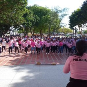 Caminata rosa en Guajira