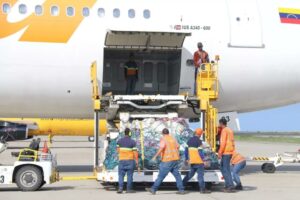 Venezuela envía 26 toneladas de ayuda humanitaria a México tras paso de Otis