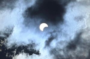 Venezuela observó el eclipse solar de este 14 octubre