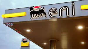 Venezuela recibe nuevo cargamento de diluyente de la petrolera italiana Eni (+Datos)