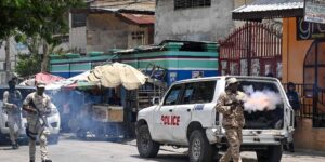 autoriza el envío de una misión armada internacional para frenar a las bandas en Haití