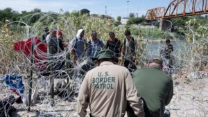 detenido en frontera de EEUU posible miembro de Tren de Aragua, y más