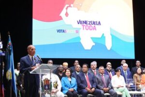 Rosales: Como zuliano reclamo lo de Venezuela, iremos a votar el 3 de diciembre