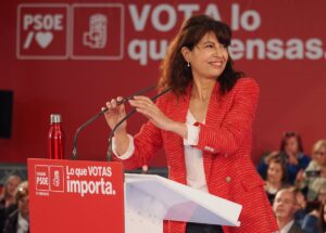 Ana Redondo, doctora en Derecho Constitucional y segunda de Óscar Puente, recupera Igualdad para el PSOE