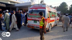 Atentado suicida en Pakistán deja dos muertos y diez heridos – DW – 27/11/2023