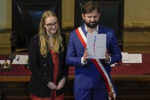Boric convoca un plebiscito para la nueva propuesta de Constitucin conservadora en Chile