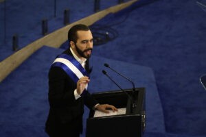 Bukele debería dejar su cargo el 1 de diciembre, dice magistrado electoral de El Salvador