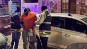Buscan por el disparo a Vidal-Quadras a un tunecino tras detener la Policía a tres personas en Málaga y Granada