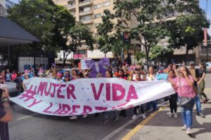 "Caminata de las mariposas" resaltó lucha contra agresiones a la mujer