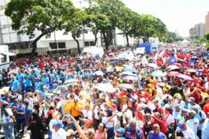 Chavismo busca capitalizar políticamente referendo del Esequibo