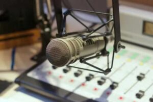 Conatel ordenó el #24Nov el cierre de emisora Class 98.7 FM