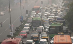 Contaminación del aire ahoga a Nueva Delhi, en India, ante la falta de acción sistemática