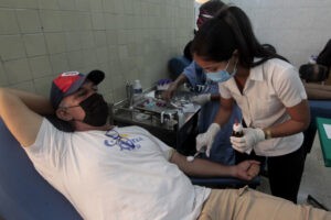 Cuba ante el reto de mejores servicios sanitarios en un escenario adverso