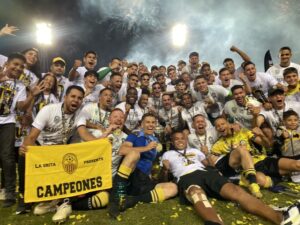 Deportivo Táchira celebró en casa su décimo título
