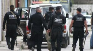 Detienen a una mujer por intentar pasar droga a un preso en Mérida