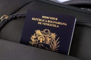El actual costo de tramitar un pasaporte venezolano desde el exterior