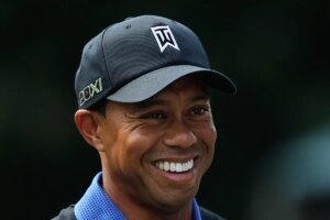 El ensimo retorno de Tiger Woods: 13 operaciones, una cojera y el 1.328 del rnking mundial