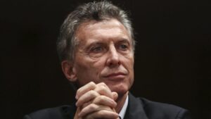 El expresidente Macri pacta con el ultra Milei para poder gobernar en la sombra en Argentina