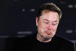 Elon Musk se queda sin poder hablar en la cumbre de la APEC por sus comentarios antijudos