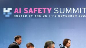 Elon Musk y Sam Altman asisten a la primera cumbre mundial sobre seguridad de la inteligencia artificial