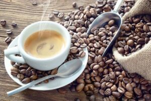 Exportación de café de Sudamérica cae 11% en un año y con precios a la baja - AlbertoNews