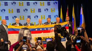 Expresidentes del Grupo Idea ratifican 'respaldo irrestricto' a María Corina Machado y exigen el levantamiento de las inhabilitaciones en Venezuela - AlbertoNews