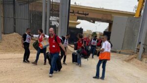 Exteriores completa la evacuación de Gaza de los 143 españoles que habían pedido salir