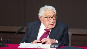Falleció a los 100 años Henry Kissinger, el artífice de la diplomacia estadounidense - AlbertoNews