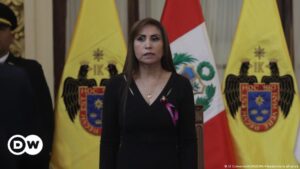Fiscal general de Perú investigada por red de corrupción – DW – 27/11/2023